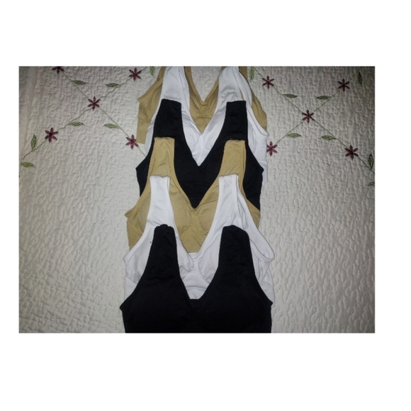 BIG PRICE DROP!!  QTY 6 - PULL-ON BRAS               (*PLEASE READ) - Picture 5 of 11